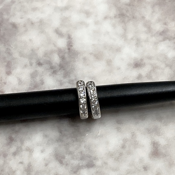 NWOT!! 18K White Gold Plated Slim Huggie Earrings - Picture 6 of 8